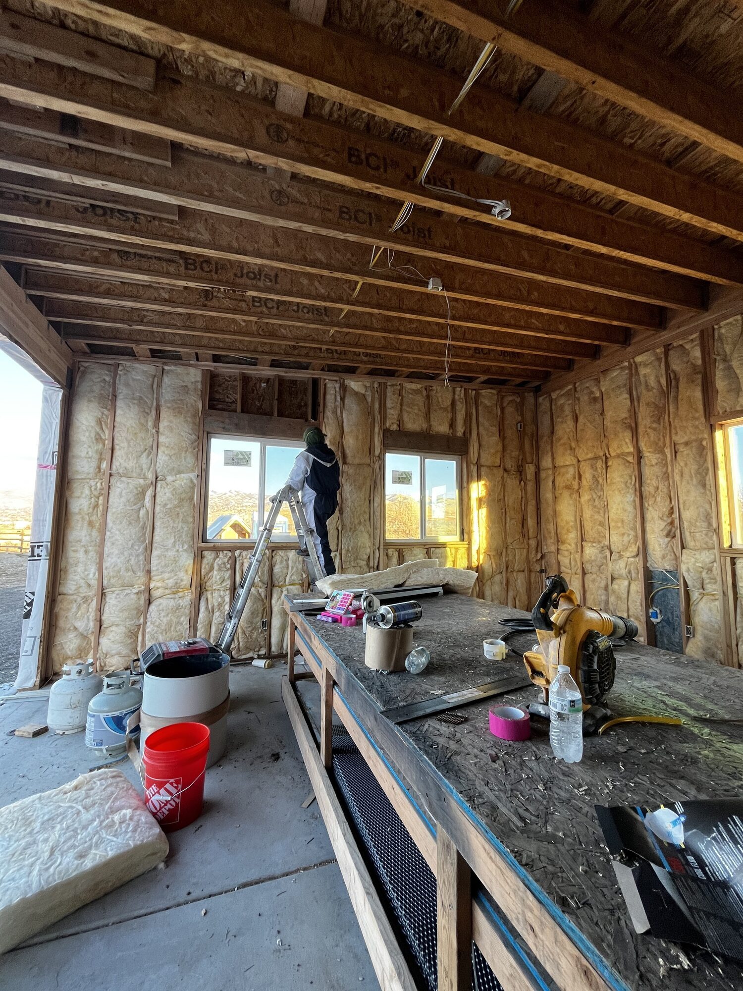 Batt Insulation in the Shop Walls