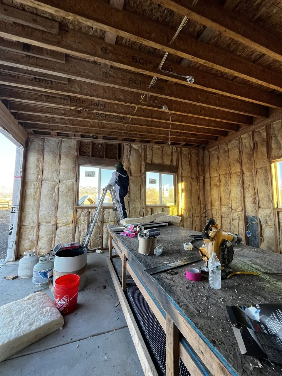 Batt Insulation in the Shop Walls